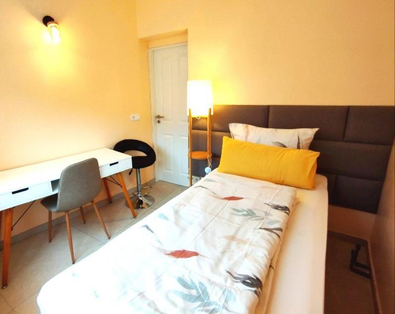 River View Near Frankfurt -- 3 Zimmer -- 4 Betten Und 1 Groesse Schlafcouch Hainburg 外观 照片